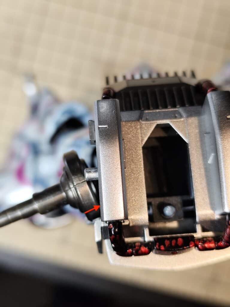 キュベレイダムド 肩可動範囲拡大2